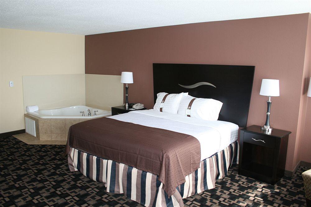 Holiday Inn Express Georgetown By Ihg Bagian luar foto