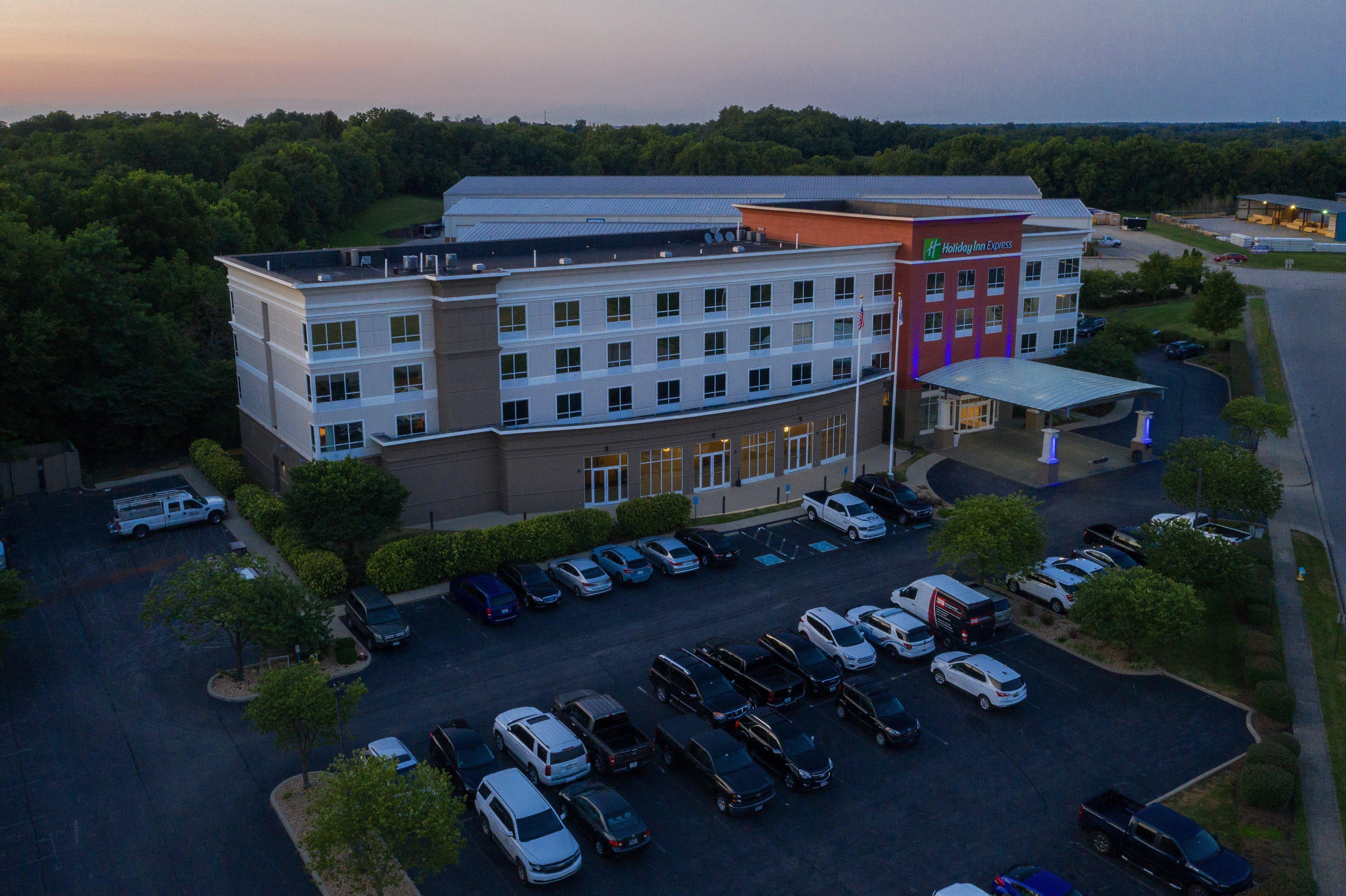 Holiday Inn Express Georgetown By Ihg Bagian luar foto