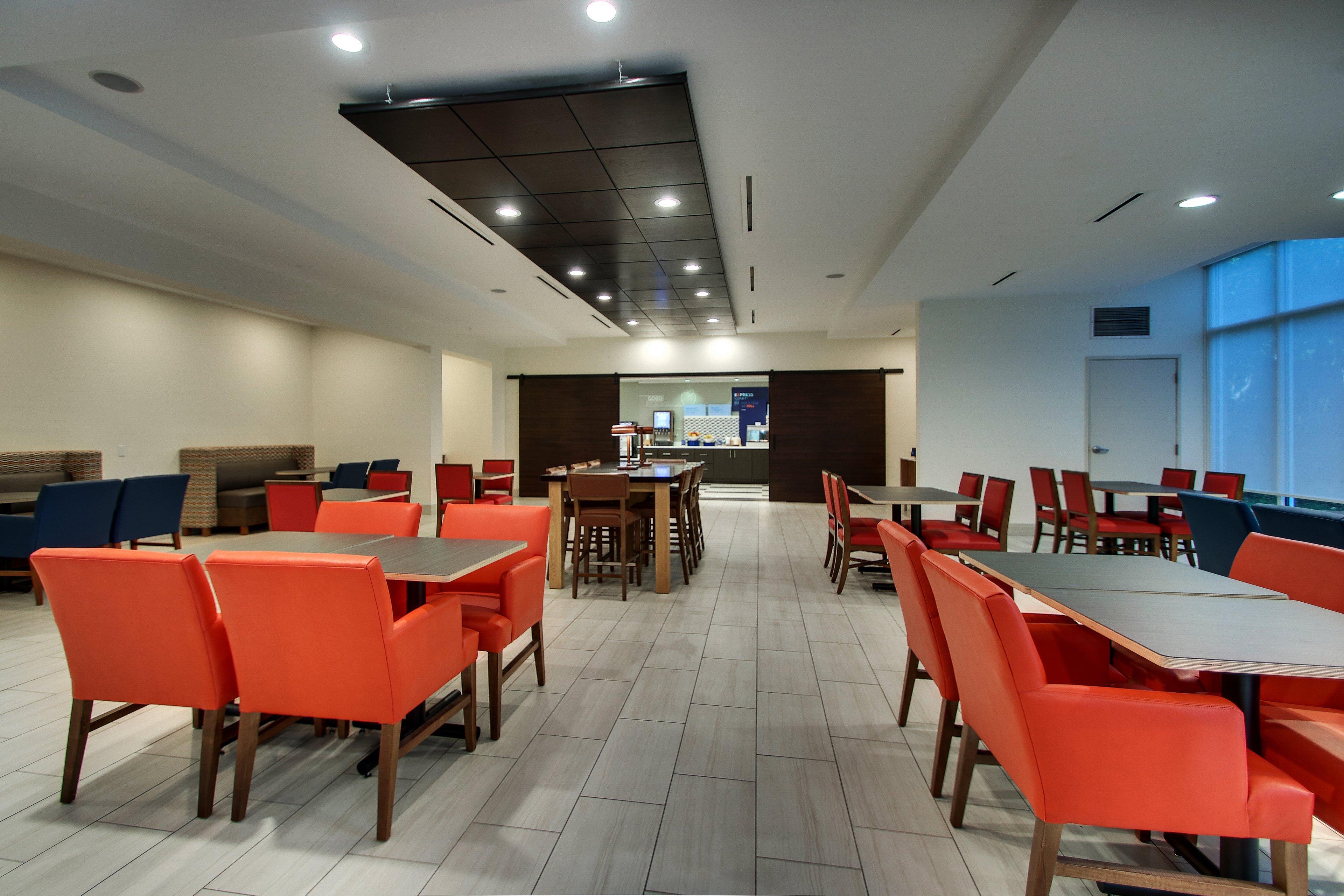 Holiday Inn Express Georgetown By Ihg Bagian luar foto
