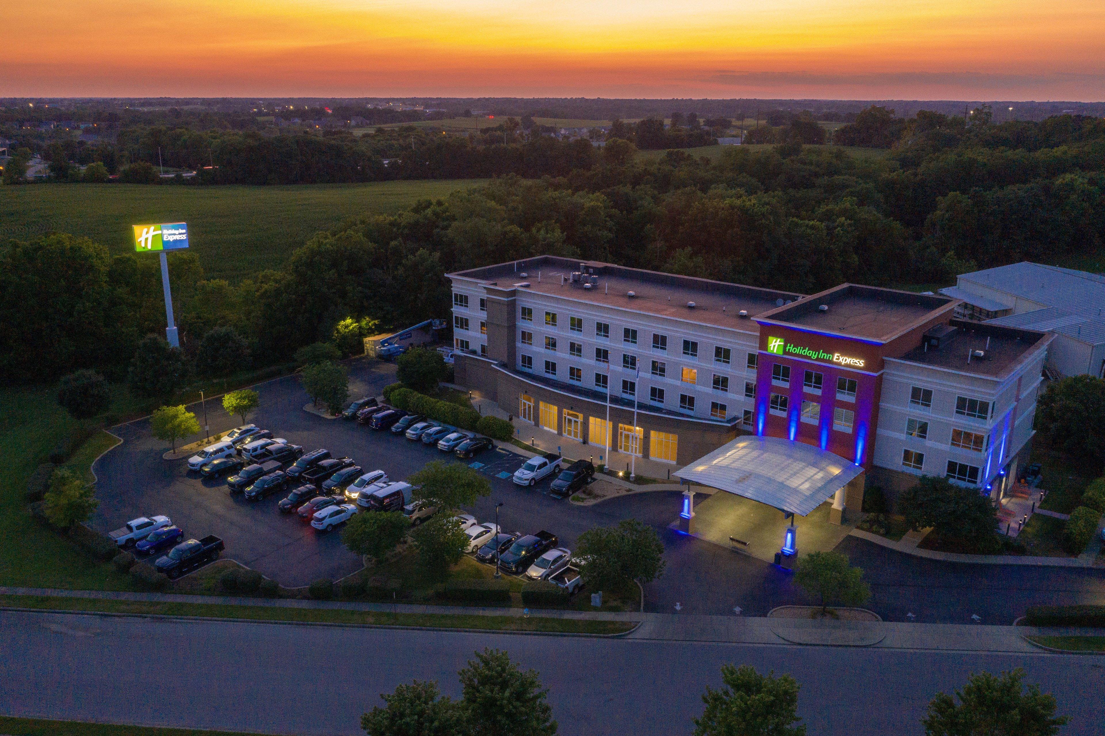 Holiday Inn Express Georgetown By Ihg Bagian luar foto