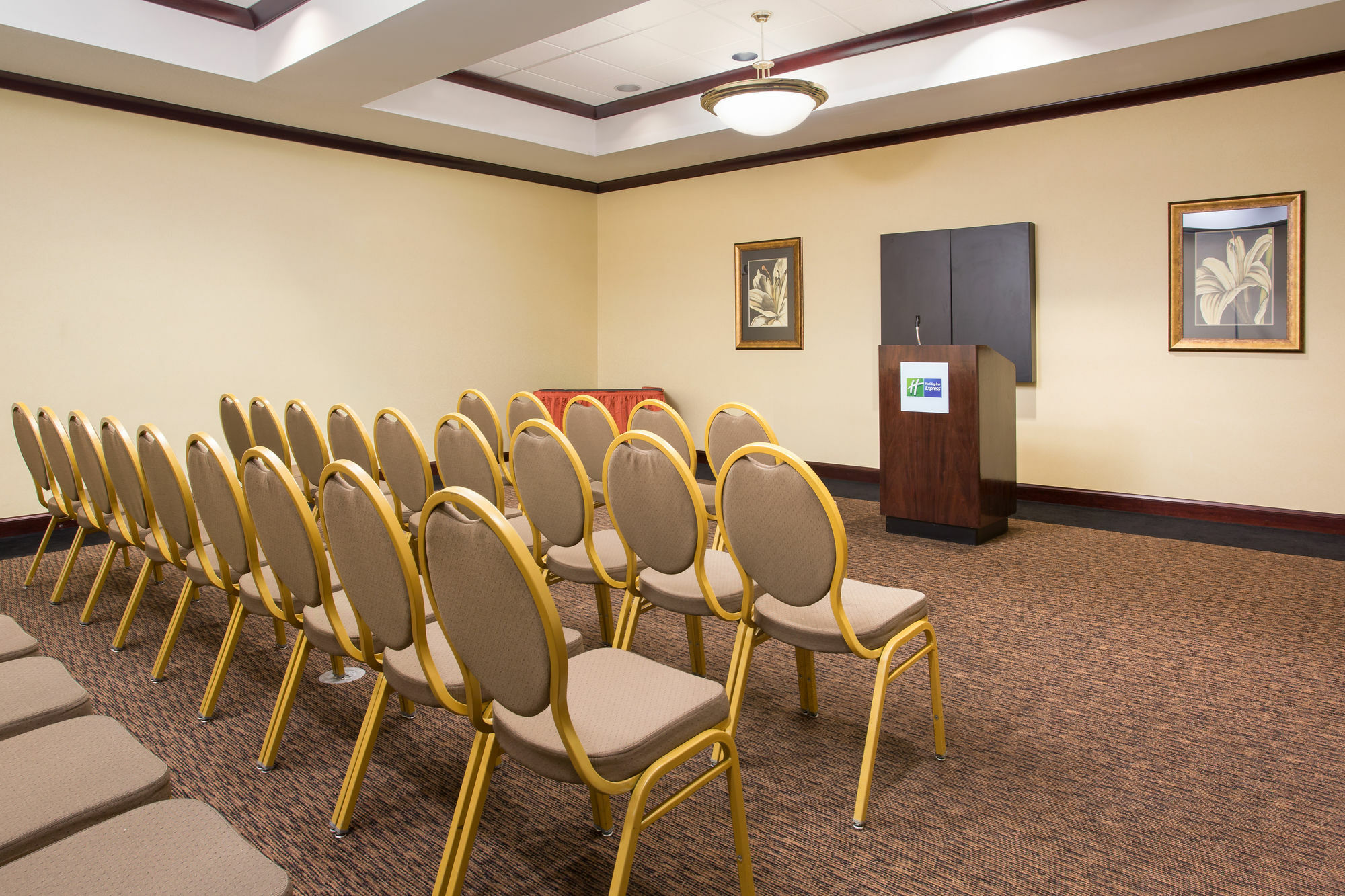 Holiday Inn Express Georgetown By Ihg Bagian luar foto