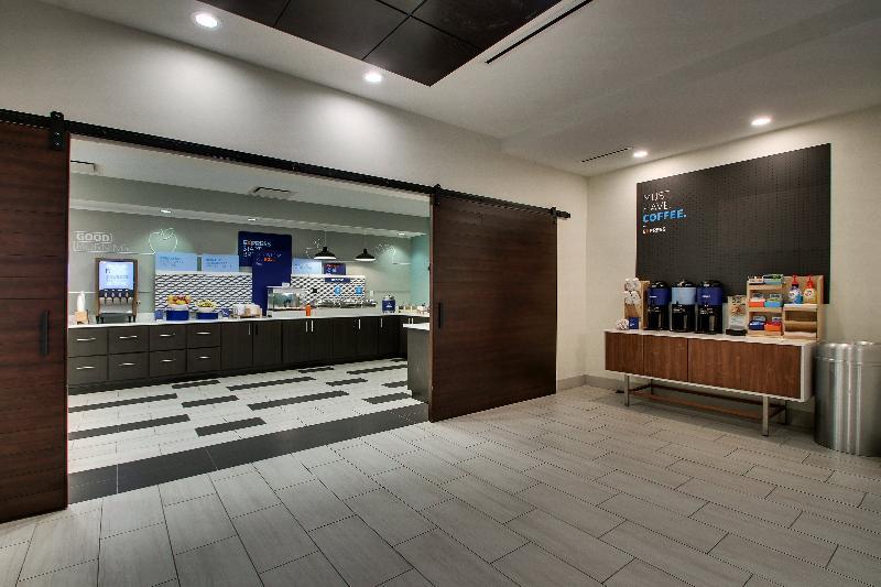 Holiday Inn Express Georgetown By Ihg Bagian luar foto